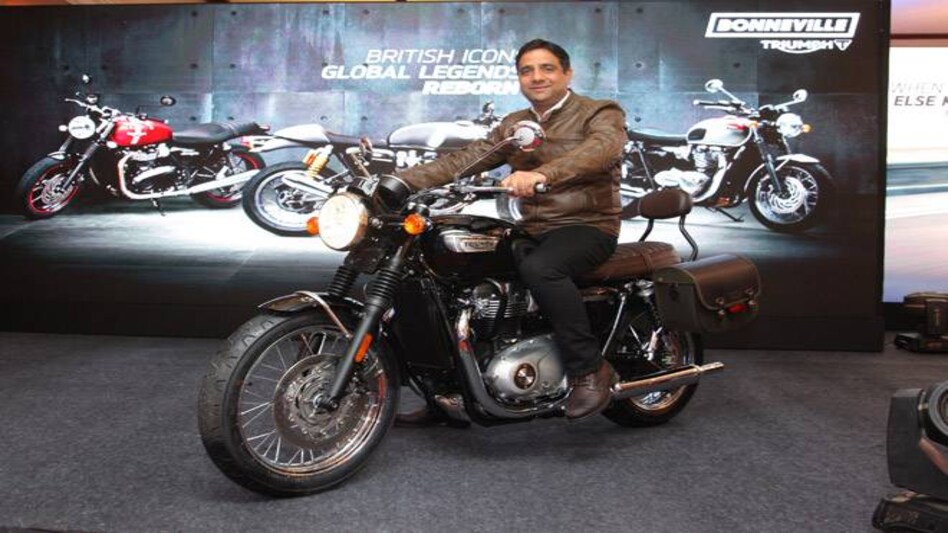 Launch of the all new Triumph Bonneville T100 by Mr Vimal Sumbly, MD, Triumph India Launch of the all new Triumph Bonneville T100 by Mr Vimal Sumbly, MD, Triumph India
