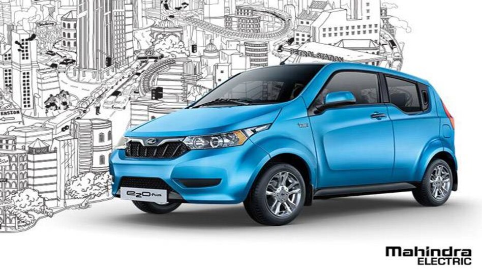 Mahindra launches smart passenger car e2OPlus targeting mass market Mahindra launches smart passenger car e2OPlus targeting mass market