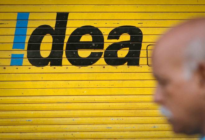 Jio effect: Idea steps into price war with free data for 12 months