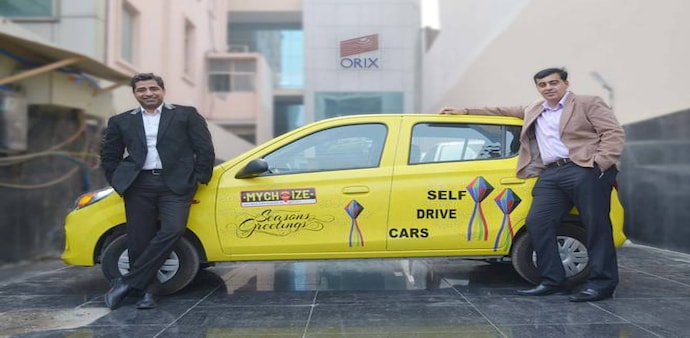 Mr. Vivek Wadhera (L) and Mr. Sandeep Gambir, CEO (R) Mr. Vivek Wadhera (L) and Mr. Sandeep Gambir, CEO (R)