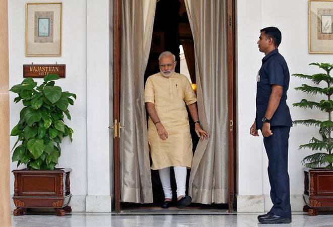 Sahara-Birla Diaries Case: SC throws out case alleging Modi took cash payments Sahara-Birla Diaries Case: SC throws out case alleging Modi took cash payments