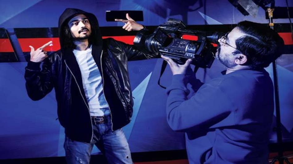 Bhuvan Bam, Founder, BB Ki Vines, Has uploaded 87 videos so far; makes `3-4 lakh per video on average Bhuvan Bam, Founder, BB Ki Vines, Has uploaded 87 videos so far; makes `3-4 lakh per video on average