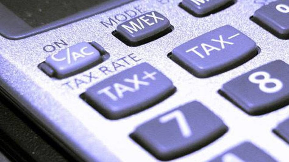 GST: Why TCS on e-tailers doesn't make sense GST: Why TCS on e-tailers doesn't make sense