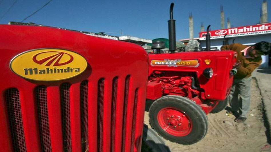 Demonetisation hit three-wheeler sales: Mahindra Demonetisation hit three-wheeler sales: Mahindra