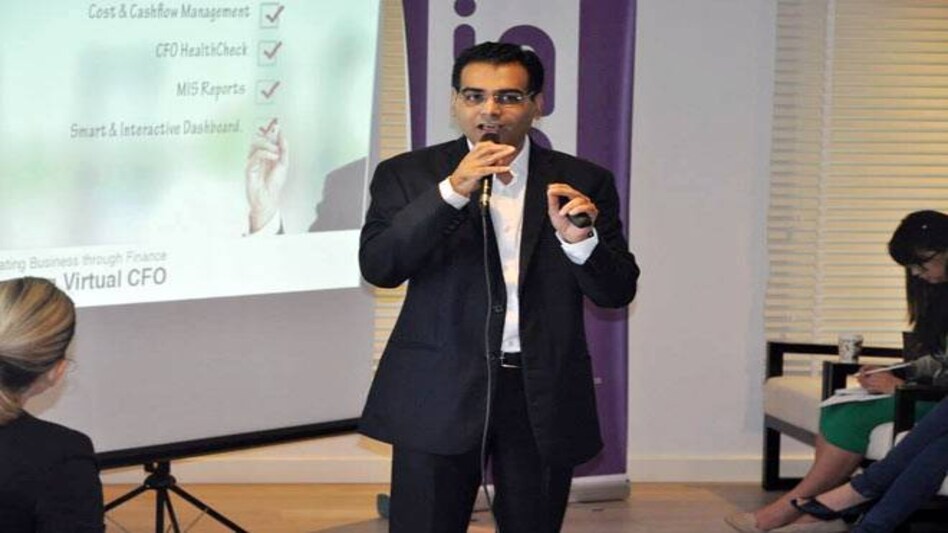 Why Indians can't let go their love for cash Why Indians can't let go their love for cash