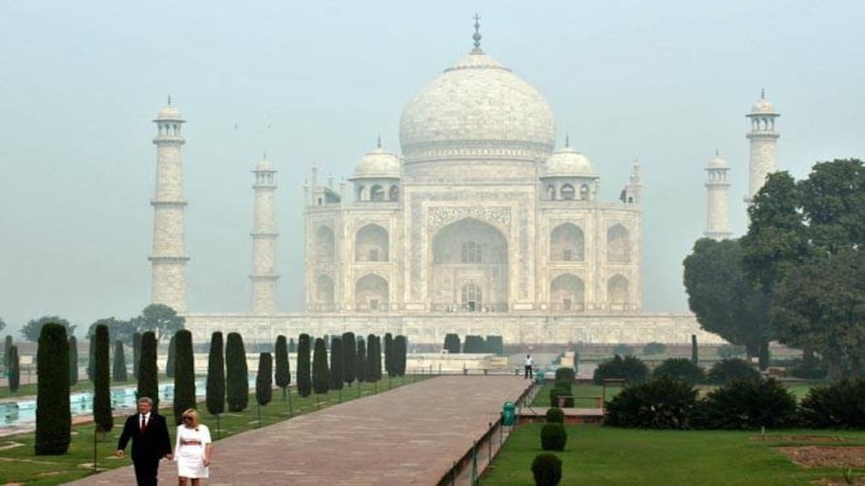 India ranks behind Pakistan, Bangladesh in Happiness Index India ranks behind Pakistan, Bangladesh in Happiness Index