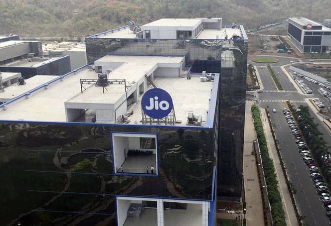Reliance lifts Jio investment above $30 billion after record year