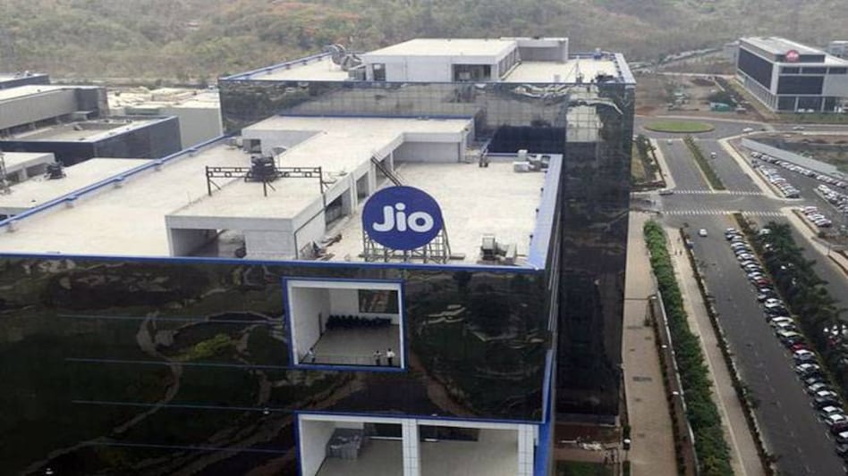 Reliance lifts Jio investment above $30 billion after record year Reliance lifts Jio investment above $30 billion after record year
