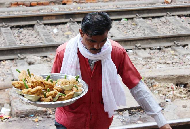 Get ready to have authentic regional food in trains at these stations!