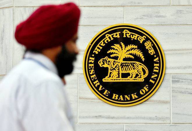 RBI tweaks rules for regulatory action on banks