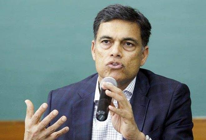 Sajjan Jindal meets Pakistan PM Nawaz Sharif triggering speculations of "back channel talks"