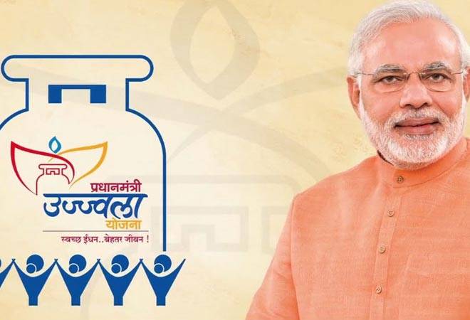 Oil ministry warns against fake websites on free-LPG scheme
