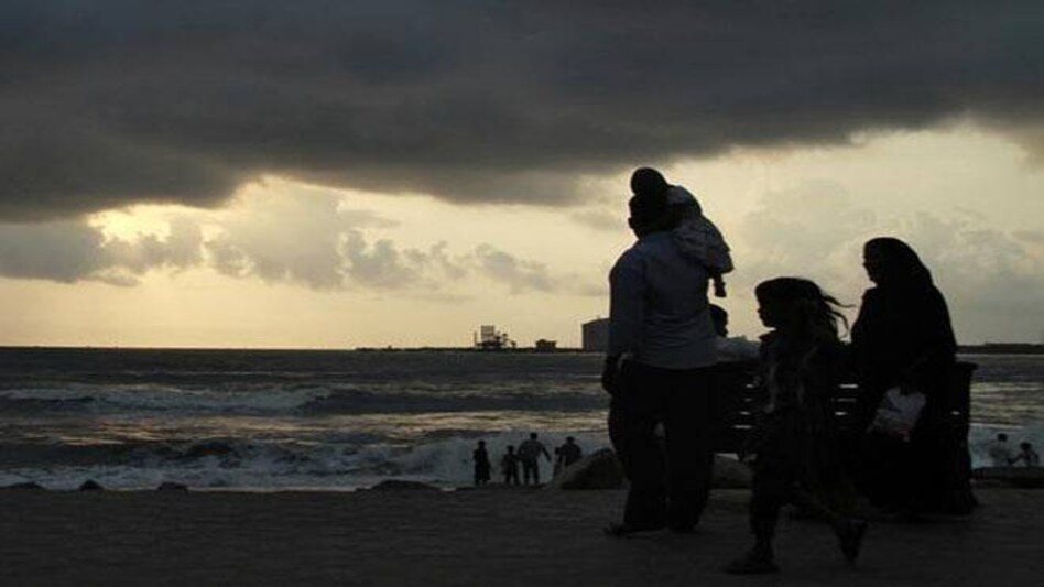 Monsoon rains to arrive on southern Kerala coast on May 30: IMD Monsoon rains to arrive on southern Kerala coast on May 30: IMD