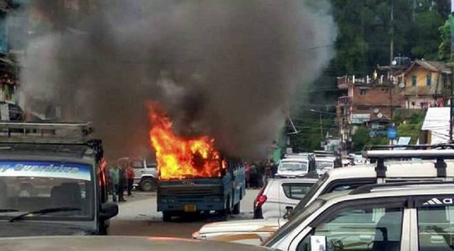 Darjeeling unrest latest: Mobile internet blocked; economic activity halts as Gorkhaland agitation intensifies Darjeeling unrest latest: Mobile internet blocked; economic activity halts as Gorkhaland agitation intensifies