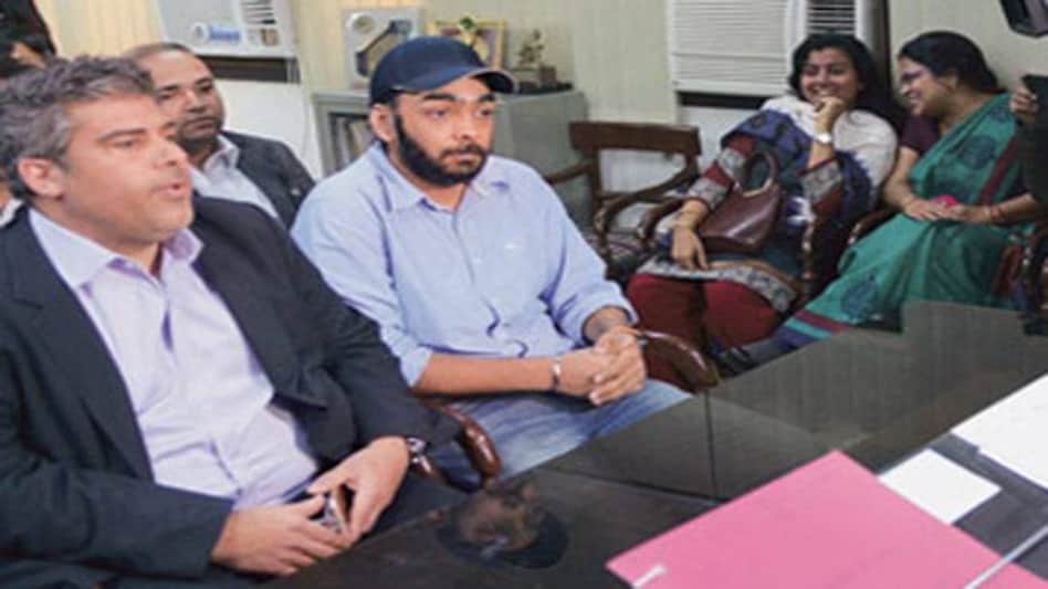 Eric Alexander on extreme left Eric Alexander on extreme left