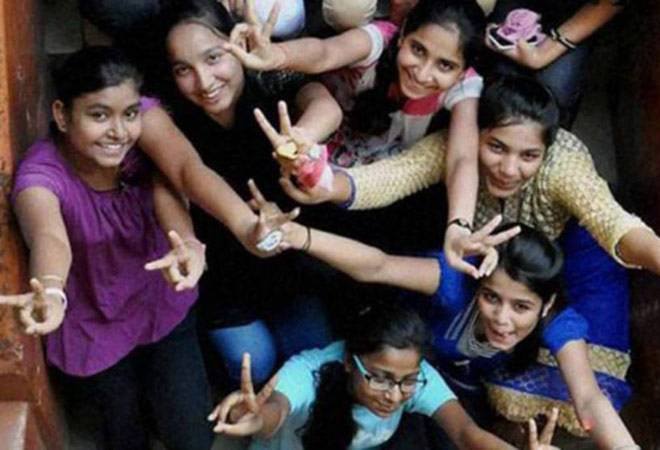 UP Board Results 2017 declared: Fatehpur girls Tejasvi Devi, Priyanshi Tiwari top Class 10, Class 12 exams