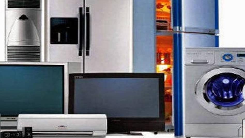 Hours before GST, Retail stores offer last minute discounts on TVs, air-conditioners Hours before GST, Retail stores offer last minute discounts on TVs, air-conditioners