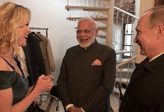 Twitterati troll NBC Journalist Megyn Kelly for asking PM Narendra Modi if he is on Twitter