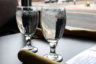 Mandatory for Bengaluru malls, restaurants to provide drinking water free