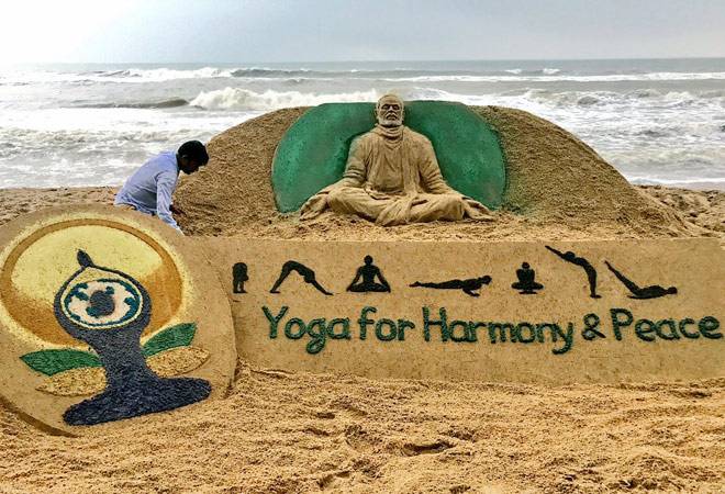 International Yoga Day LIVE: PM Modi begins the day with a yoga session in Lucknow