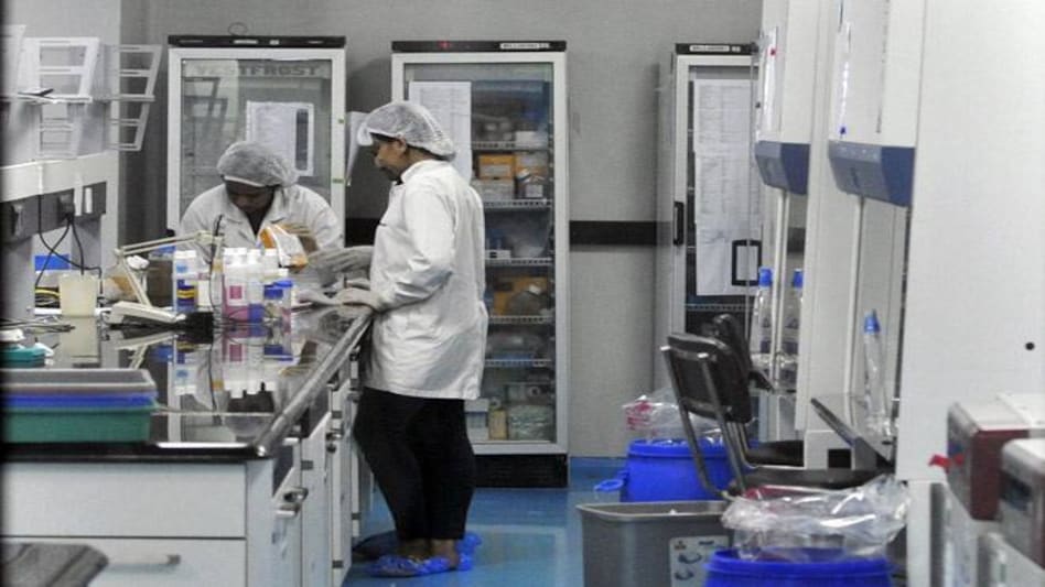 Biocon's breast cancer biosimilar gets USFDA panel nod Biocon's breast cancer biosimilar gets USFDA panel nod