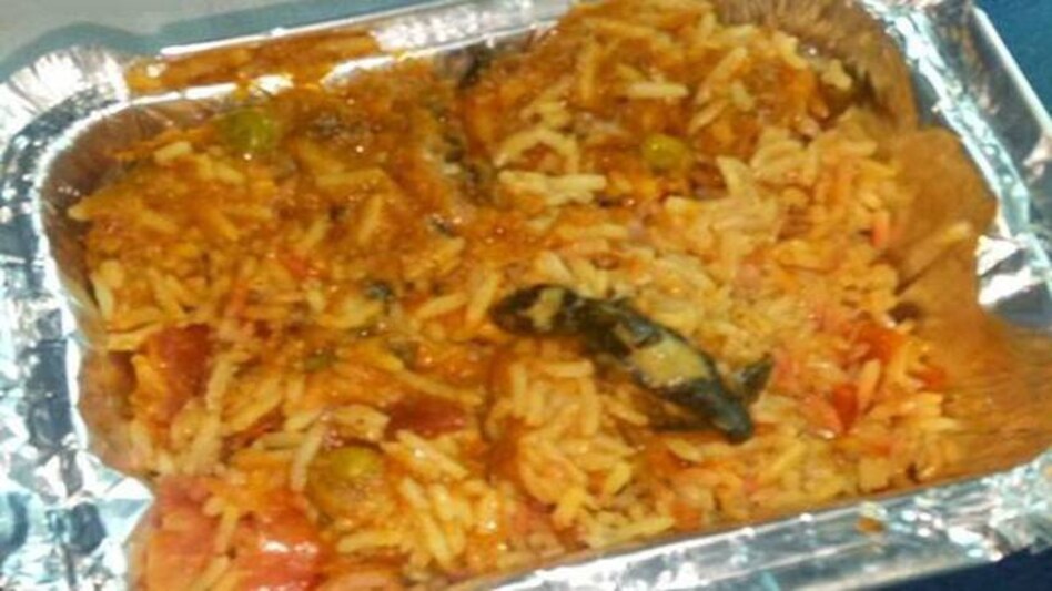 Railways order probe after Lizard found in food served onboard Poorva Express Railways order probe after Lizard found in food served onboard Poorva Express
