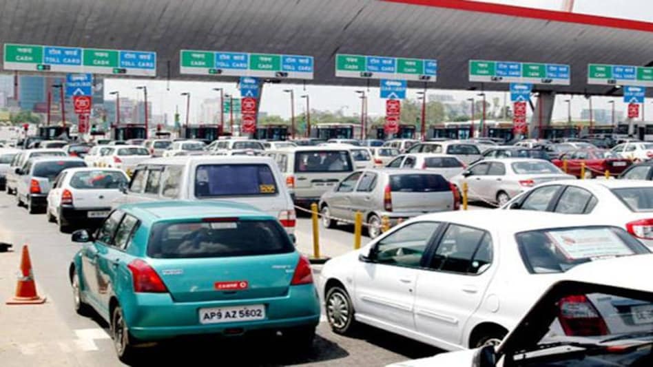 Toll Plazas on National Highways will have cashless FASTag lanes from September 1 Toll Plazas on National Highways will have cashless FASTag lanes from September 1