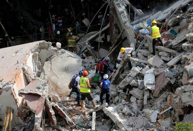 7.1 magnitude earthquake kills at least 149 as buildings crumble in Mexico