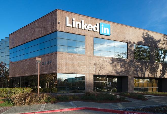 LinkedIn to train blue-collar workers in India