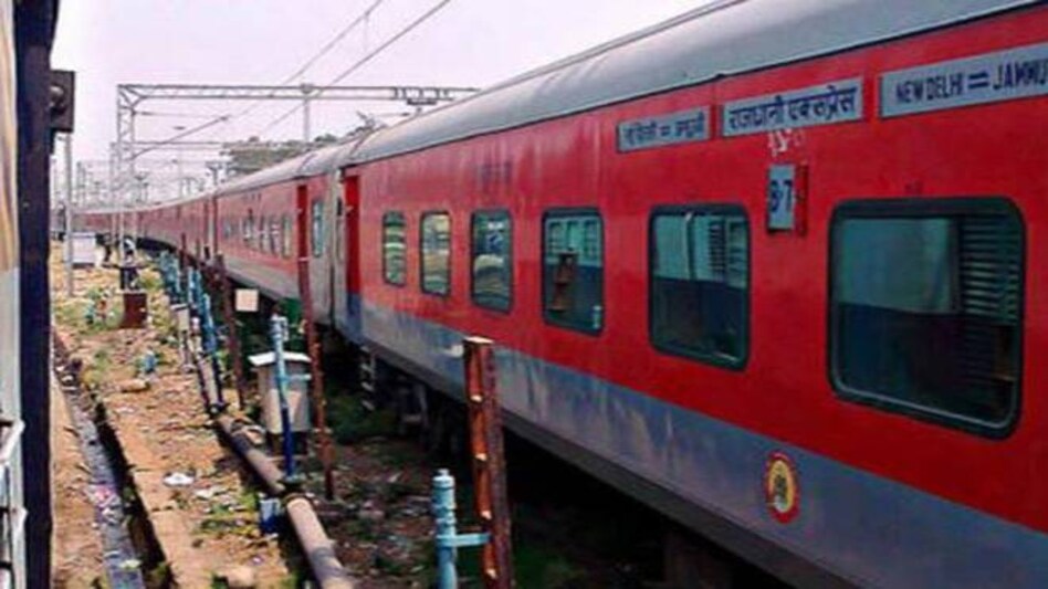 Coach of Jammu Tawi-New Delhi Rajdhani Express derails in Delhi Coach of Jammu Tawi-New Delhi Rajdhani Express derails in Delhi
