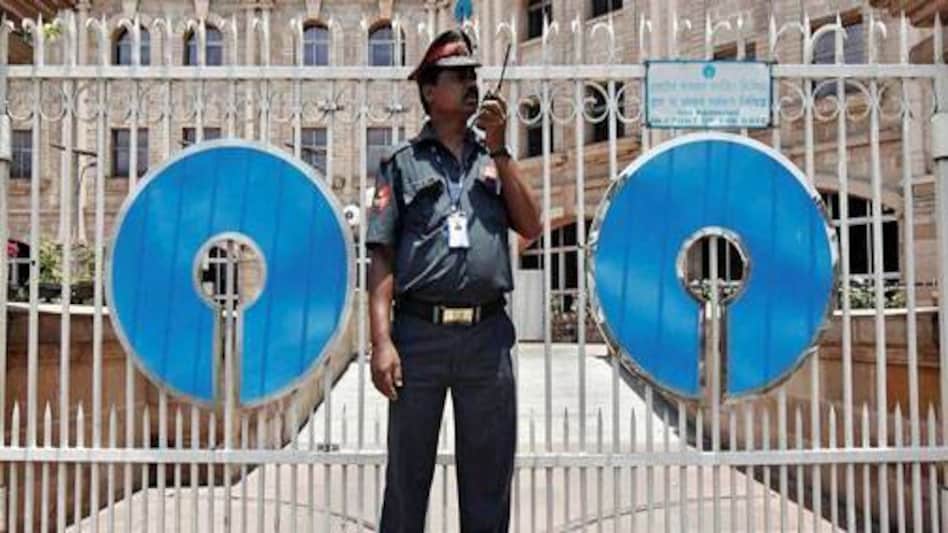 SBI reviewing minimum balance charges for savings accounts SBI reviewing minimum balance charges for savings accounts