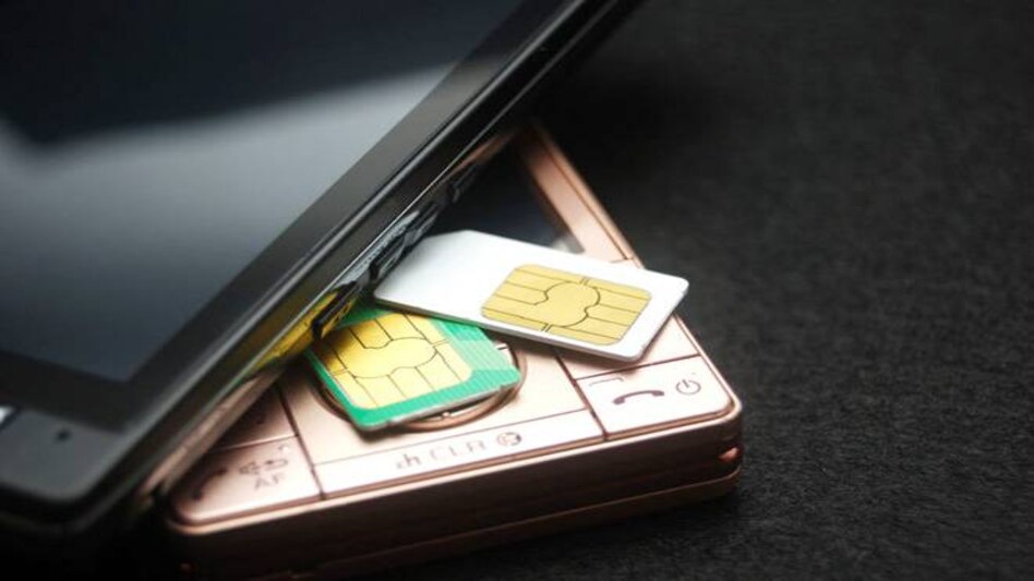 SIM cards not linked to Aadhaar to be deactivated after February 2018 SIM cards not linked to Aadhaar to be deactivated after February 2018