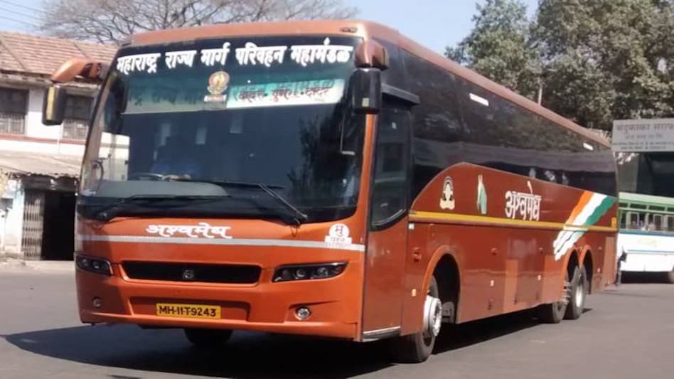 MSRTC strike Day 4: Stand-off continues over pay hike for bus drivers under 7th Pay Commission MSRTC strike Day 4: Stand-off continues over pay hike for bus drivers under 7th Pay Commission