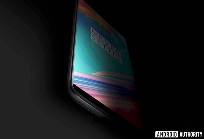 OnePlus 5T with bezel-less display leaked in renders, expected to launch soon