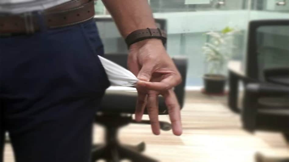 Is cash crunch affecting your monthly SIP, home loan payments? Here's help Is cash crunch affecting your monthly SIP, home loan payments? Here's help