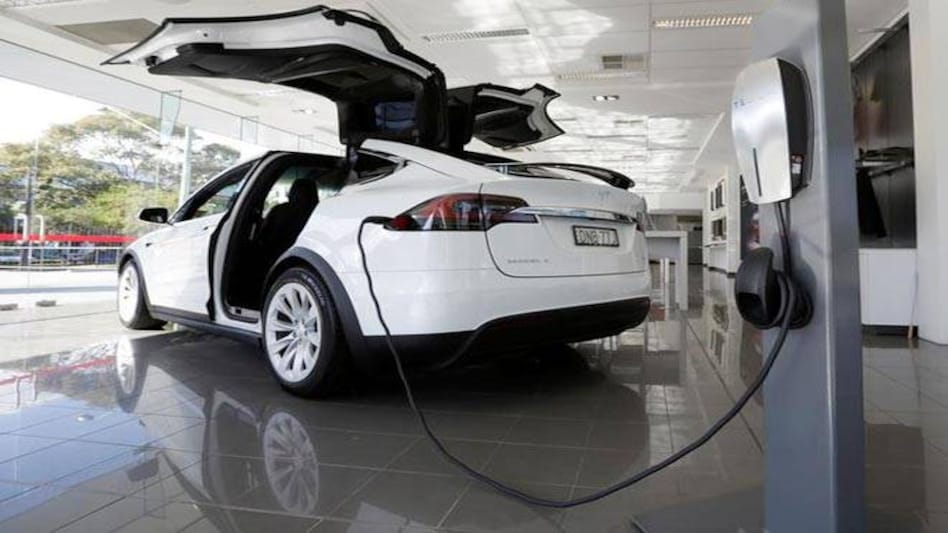 Electric vehicles drive: SIAM for 5 per cent GST, IT deduction for individual buyers Electric vehicles drive: SIAM for 5 per cent GST, IT deduction for individual buyers