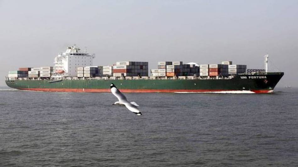 Government unveils mid-term review of foreign trade policy to boost exports Government unveils mid-term review of foreign trade policy to boost exports