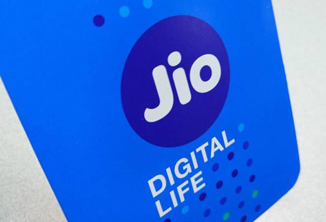 Reliance Jio in talks with Xiaomi for exclusive rights to sell their TVs, smartphones