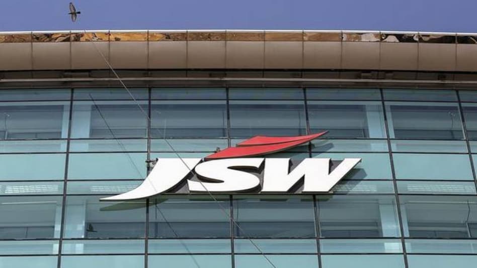 JSW Steel may offer Rs 30,000 crore for debt-laden Bhushan Steel JSW Steel may offer Rs 30,000 crore for debt-laden Bhushan Steel