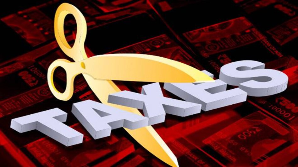 Budget 2018: Standard Deduction of Rs 40,000 on income tax actually amounts to just Rs 10,000 benefit Budget 2018: Standard Deduction of Rs 40,000 on income tax actually amounts to just Rs 10,000 benefit