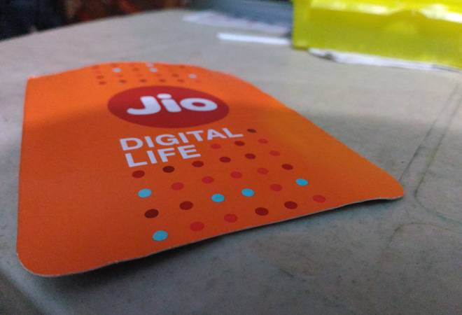 Reliance Jio lashes out at large telcos, COAI over 'defamatory' remarks