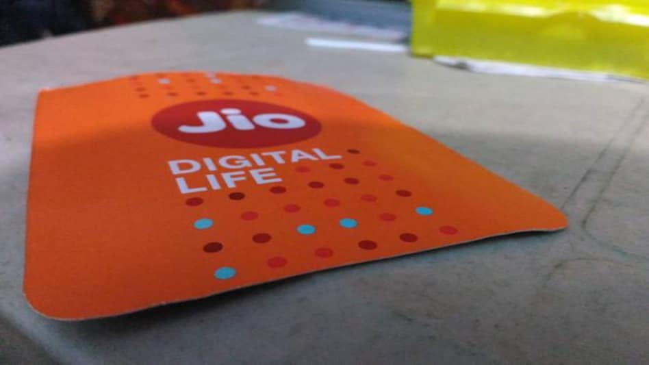 Reliance Jio lashes out at large telcos, COAI over 'defamatory' remarks Reliance Jio lashes out at large telcos, COAI over 'defamatory' remarks
