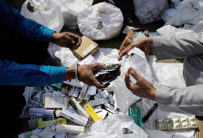 India's 'Modicare' to cost about $1.7 billion a year: Sources