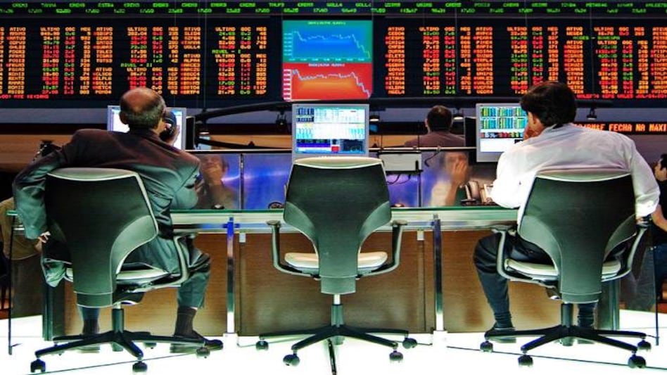 Sensex closes at 34,195 down 561 points amid global sell-off Sensex closes at 34,195 down 561 points amid global sell-off