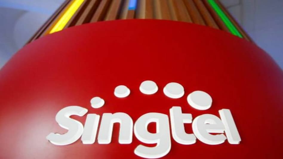 Singtel stands by Bharti Airtel with Rs 2,649-crore war chest Singtel stands by Bharti Airtel with Rs 2,649-crore war chest