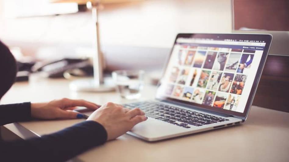 Indian professionals pick Flipkart, Paytm over Google, Amazon: LinkedIn report Indian professionals pick Flipkart, Paytm over Google, Amazon: LinkedIn report