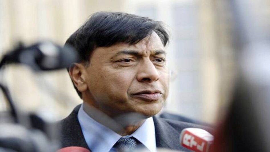 Laxmi Mittal moves NCLT against SBI-led consortium for rejecting Essar Steel bid Laxmi Mittal moves NCLT against SBI-led consortium for rejecting Essar Steel bid