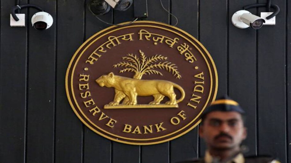 RBI to take hawkish stance by end-2018, hike rates early next year RBI to take hawkish stance by end-2018, hike rates early next year