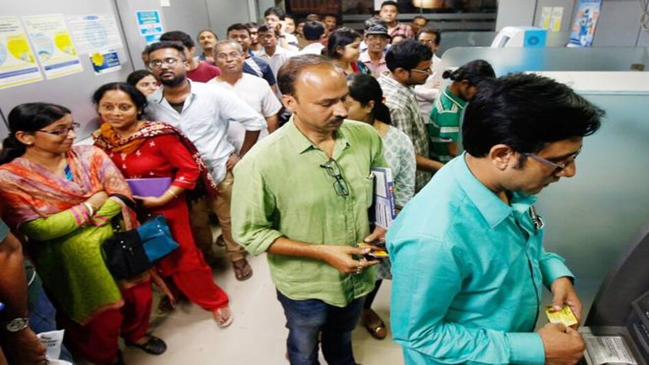 Demonetisation blues! 5 reasons why cash crunch has made a comeback Demonetisation blues! 5 reasons why cash crunch has made a comeback