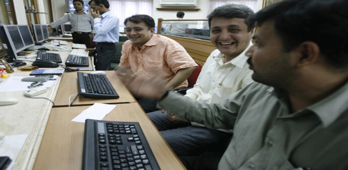 RBI status quo cheers Dalal Street: Sensex rises 577 points, Nifty closes 196 points higher at 10,325 RBI status quo cheers Dalal Street: Sensex rises 577 points, Nifty closes 196 points higher at 10,325